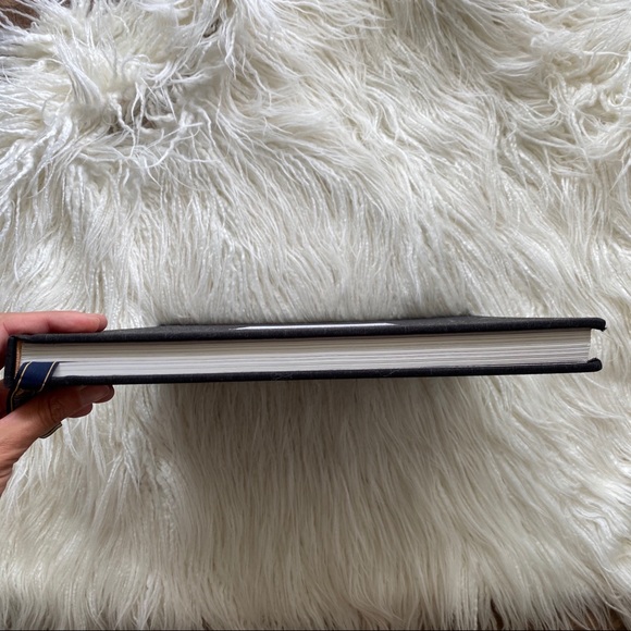 BROOKS BROTHERS “Generations of Style” decor book - Picture 13 of 16